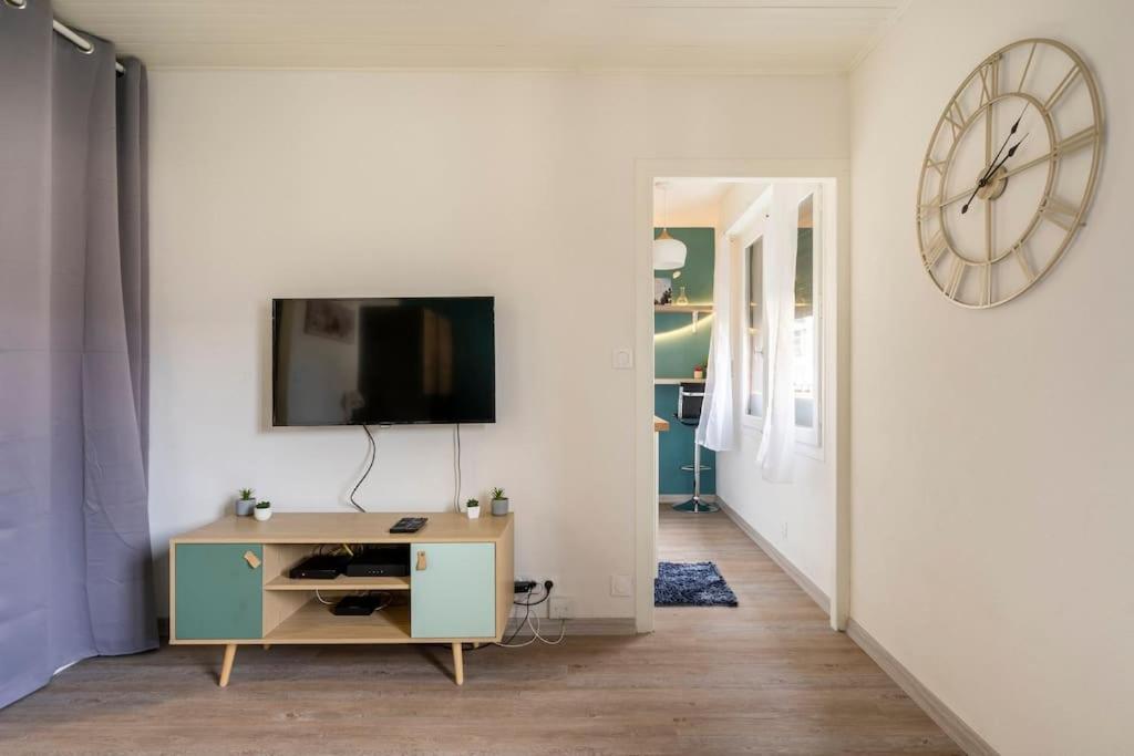Studio Cosy Proche Du Centre + Parking Gratuit คลูส ภายนอก รูปภาพ