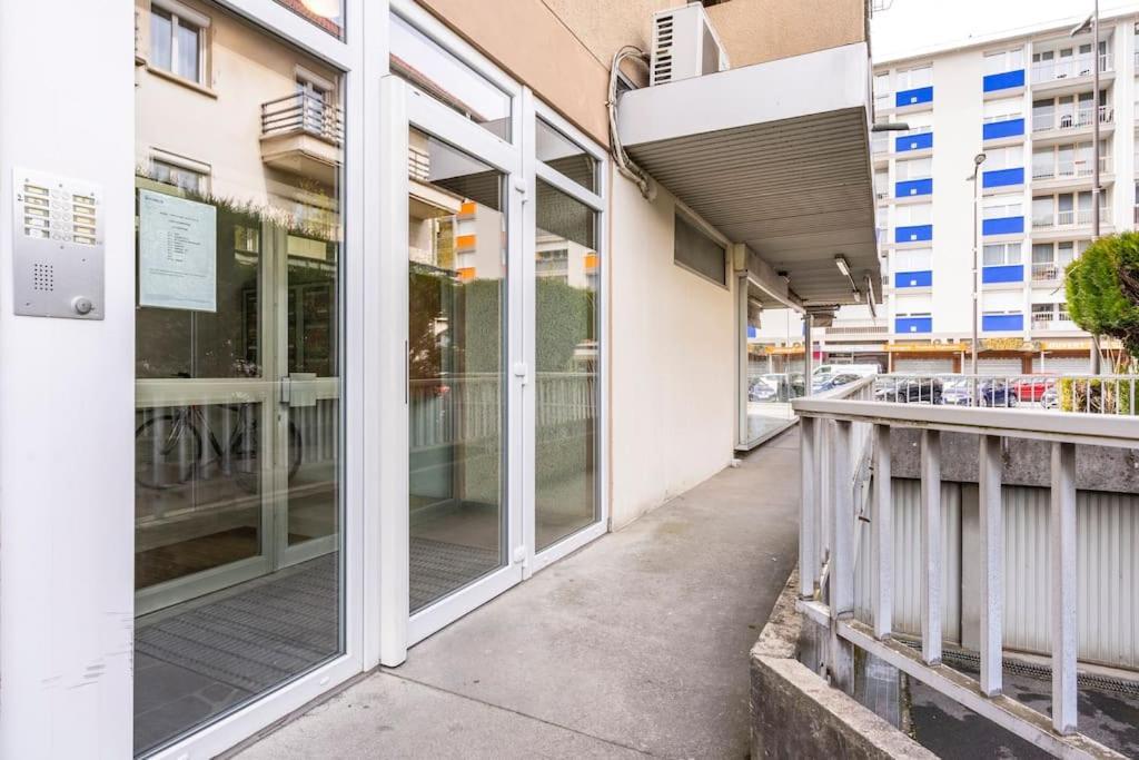 Studio Cosy Proche Du Centre + Parking Gratuit คลูส ภายนอก รูปภาพ